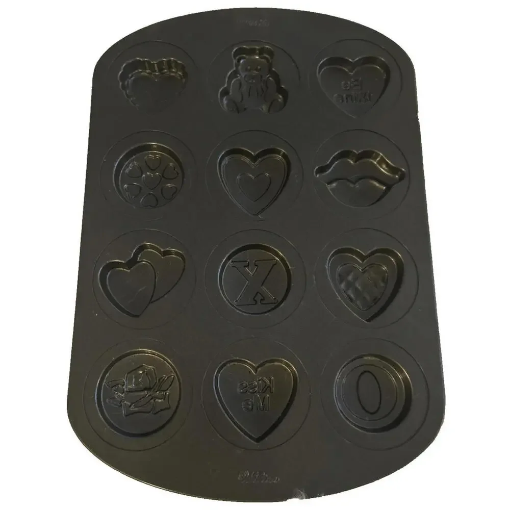 Wilton ValentineNon-Stick Cookie Candy Baking Pan Mold 16